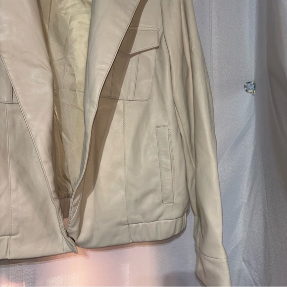 INC International Concepts Moto Cream Faux Leather One Snap Jacket Size L - Picture 4 of 11
